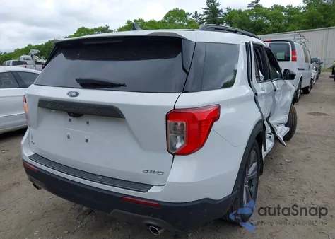 2022 Ford Explorer Xlt z USA, uszkodzony, nr VIN 1FMSK8DH2NGA54640